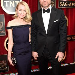 Naomi Watts y Liev Schreiber en la alfombra roja de los Screen Actors Guild Awards 2015