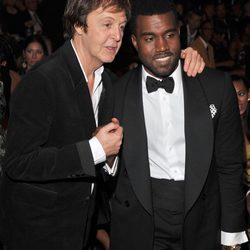 Paul McCartney y Kanye West en los premios Grammy de 2009
