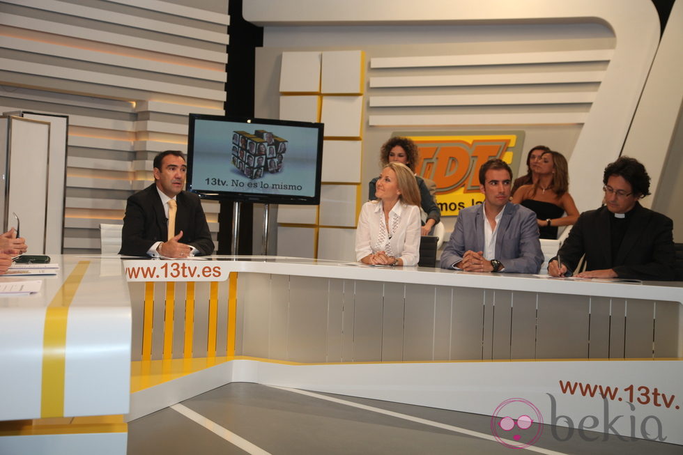 Alejandro Samanes en la presentación de la nueva temporada de 13TV