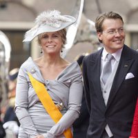 Los Príncipes Laurentina, Constantino y Margarita de Holanda en la apertura del parlamento