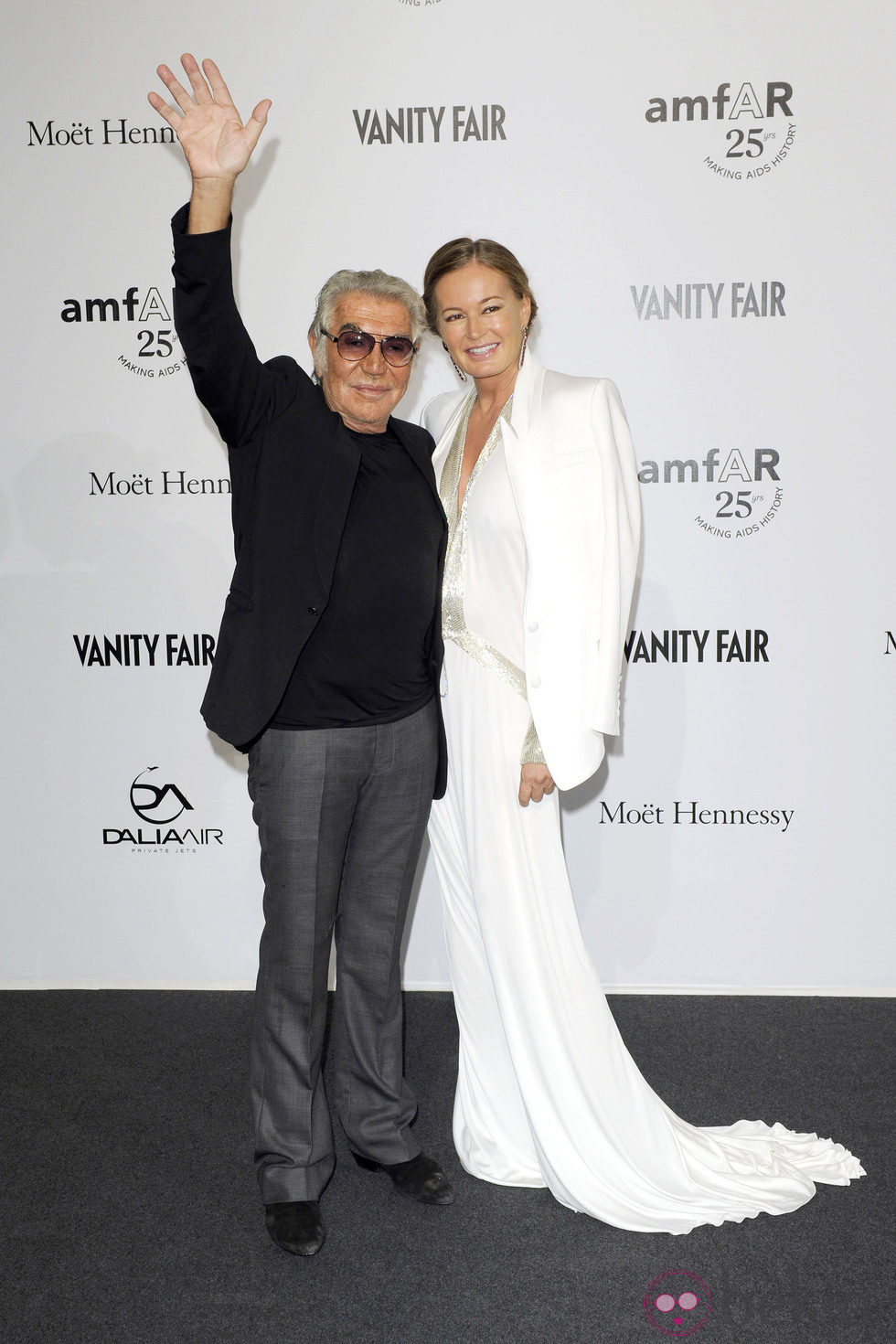 Roberto Cavalli y Eva Cavalli en la gala amfAr de la Milán Fashion Week 2011