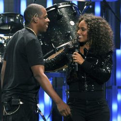 Jay-Z y Alicia Keys durante su actuación en el Festival iHeartRadio