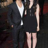 Taylor Lautner y Lily Collins en el estreno de 'Abduction' en Londres
