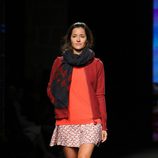 Malena Costa desfilando para Yerse en la 080 Barcelona Fashion