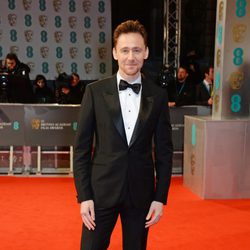 Tom Hiddleston en los Premios BAFTA 2015