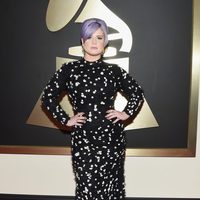 Kelly Osbourne en la alfombra roja de los Grammy 2015