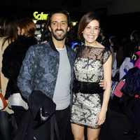 Matías Dumont y Raquel Sánchez Silva en el front row de Ion Fiz en Madrid Fashion Week otoño/invierno 2015/2016