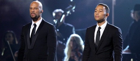 Common y John Legend en los Grammy 2015
