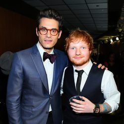 John Mayer y Ed Sheeran en los premios Grammy 2015