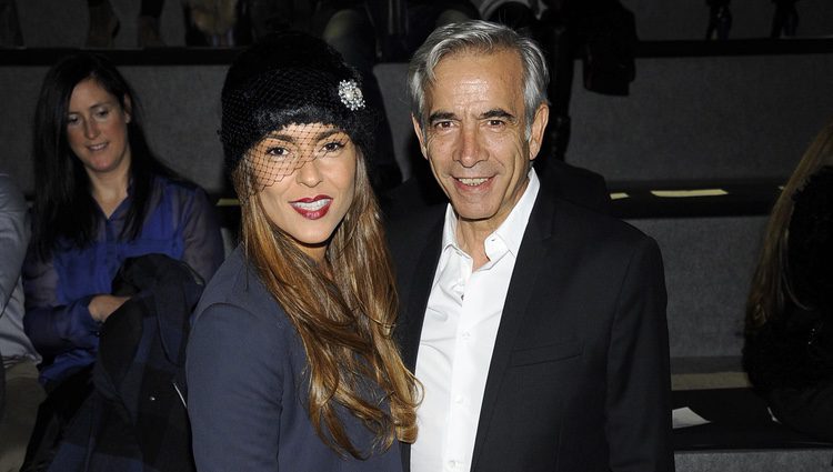 Irene Meritxell e Imanol Arias en el front row de Roberto Torretta en Madrid Fashion Week otoño/invierno 2015/2016