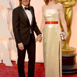 Nicole Kidman posa junto a su marido Keith Urban en la alfombra roja de los Oscar 2015
