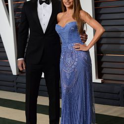 Sofía Vergara y Joe Manganiello en la fiesta Vanity Fair tras los Oscar 2015