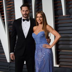 Sofía Vergara y Joe Manganiello en la fiesta Vanity Fair tras los Oscar 2015