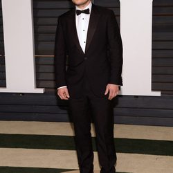 Josh Hutcherson en la fiesta Vanity Fair tras los Oscar 2015