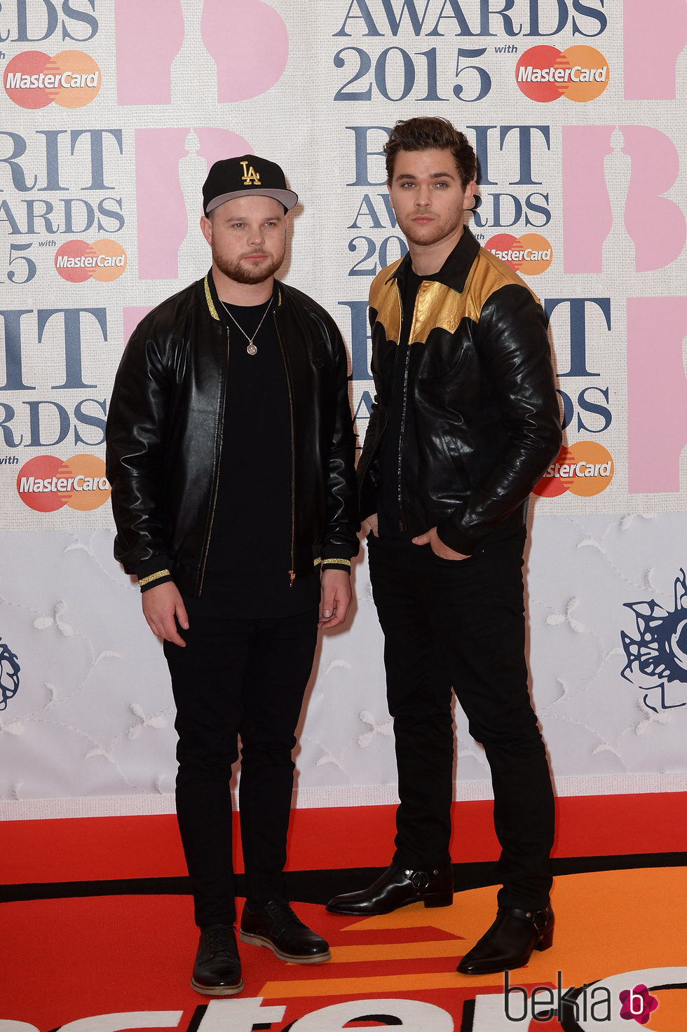 Royal Blood en la alfombra roja de los Brit Awards 2015