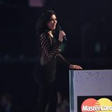 Kim Kardashian en los Brit Awards 2015