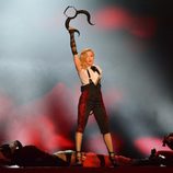Madonna terminando su actuación en los Brit Awards 2015