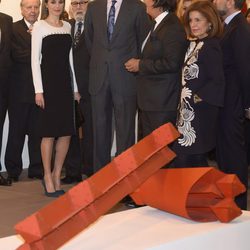 Los Reyes Felipe y Letizia en ARCO 2015