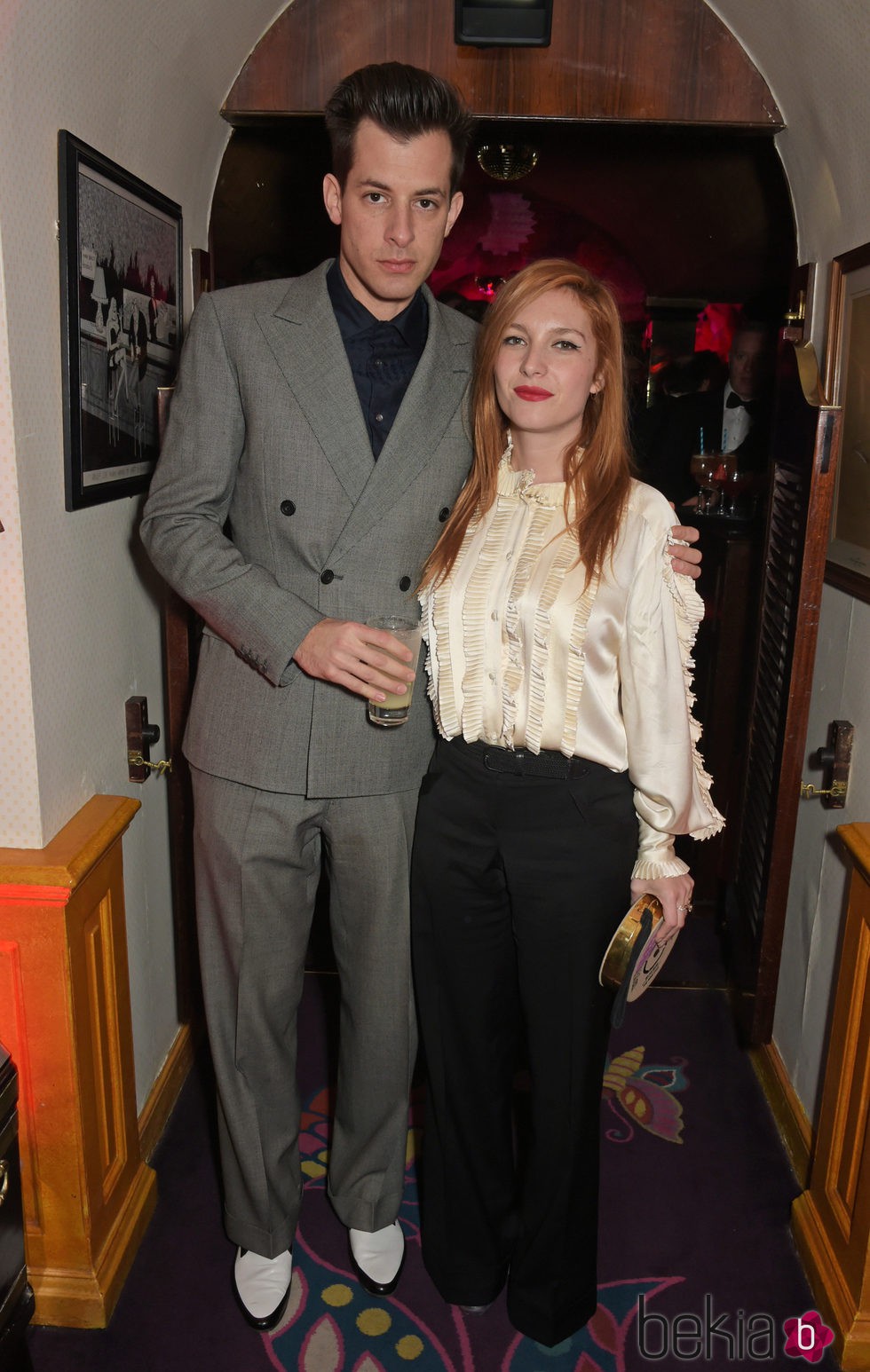 Mark Ronson y Josephine de la Baume en la fiesta ofrecida por Madonna tras la entrega de los Brit Awards 2015