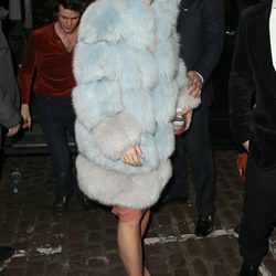Rita Ora llegando a la fiesta ofrecida por Madonna tras la entrega de los Brit Awards 2015