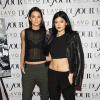 Kendall y Kylie Jenner asisten juntas a un evento en Nueva York