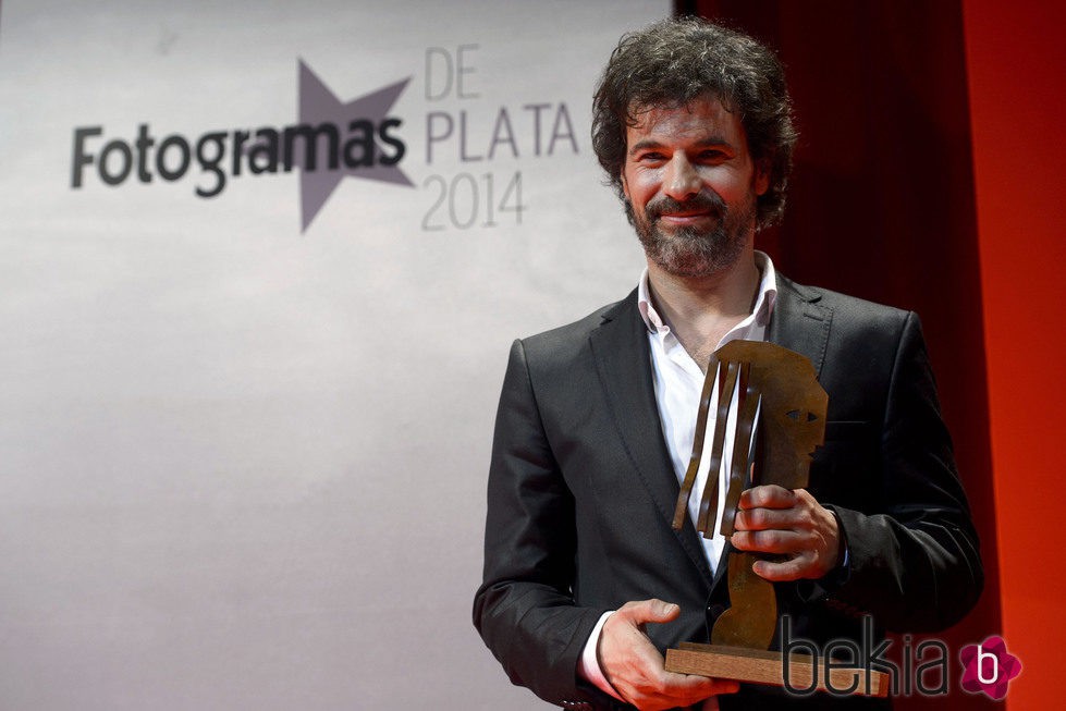 Rodolfo Sancho con su galardón en la entrega de los Fotogramas de Plata 2014
