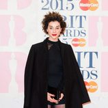 St. Vicent en la alfombra roja de los Brit Awards 2015