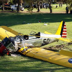 Avioneta de Harrison Ford estrellada en un campo de golf de California