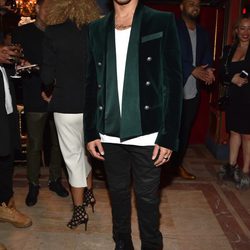 Lewis Hamilton en la fiesta posterior al desfile de Balmain en Paris Fashion Week otoño/invierno 2015