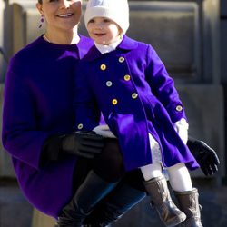 Victoria de Suecia celebra su santo con la Princesa Estela
