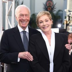 Christopher Plummer y Julie Andrews en la celebración del 50 aniversario de 'Sonrisas y lágrimas' en Hollywood