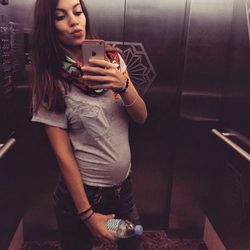 Melissa Jiménez presume de embarazo por primera vez