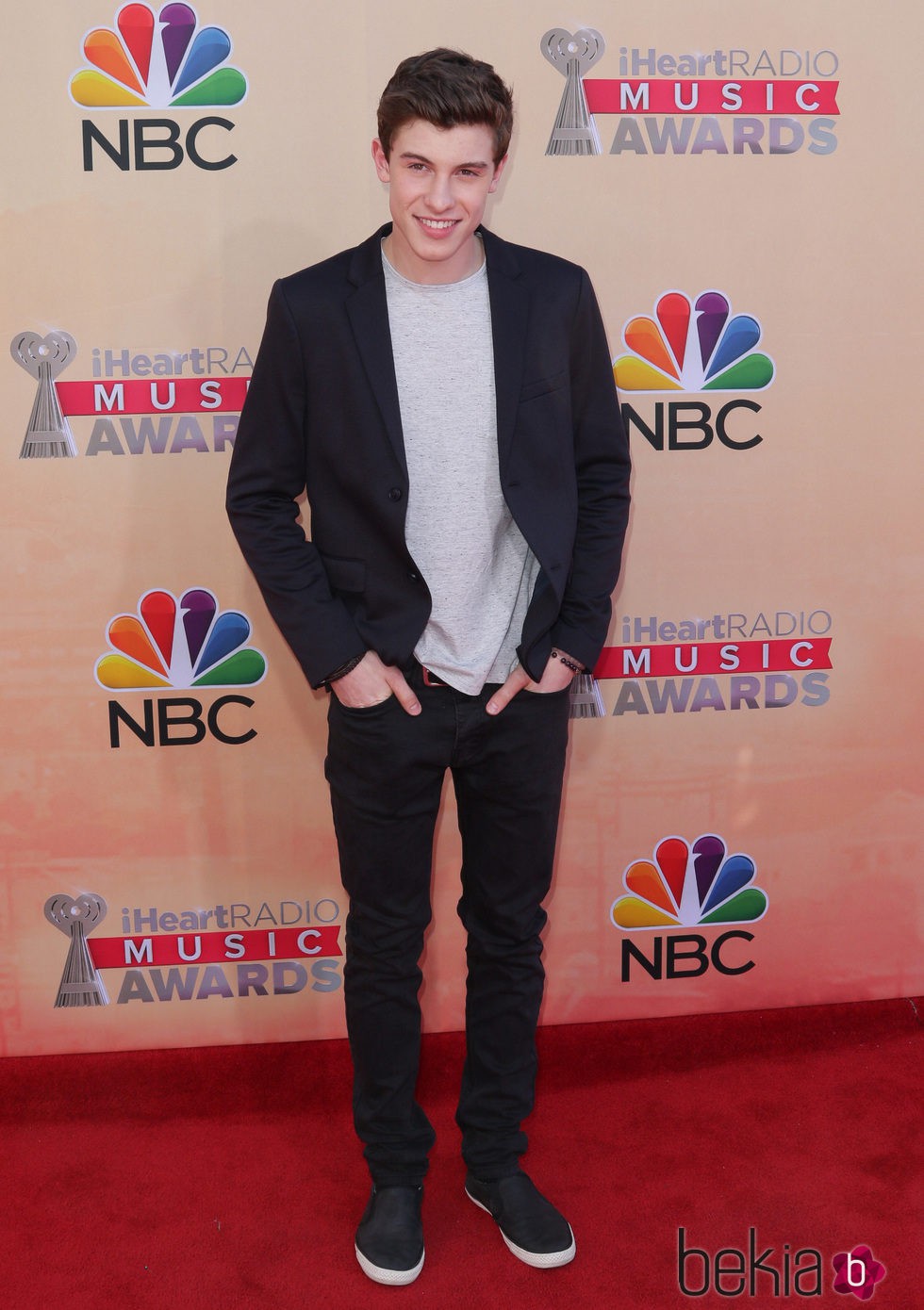Shawn Mendes en los premios iHeartRadio 2015