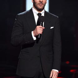 Tom Ford en los premios iHeartRadio 2015