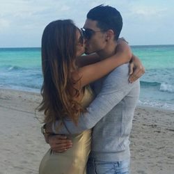 El beso que desmiente la ruptura entre Desiré Cordero y Álvaro Ruiz