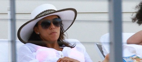 Eva Longoria muy seria durante sus vacaciones de Pascua 2015 en Miami