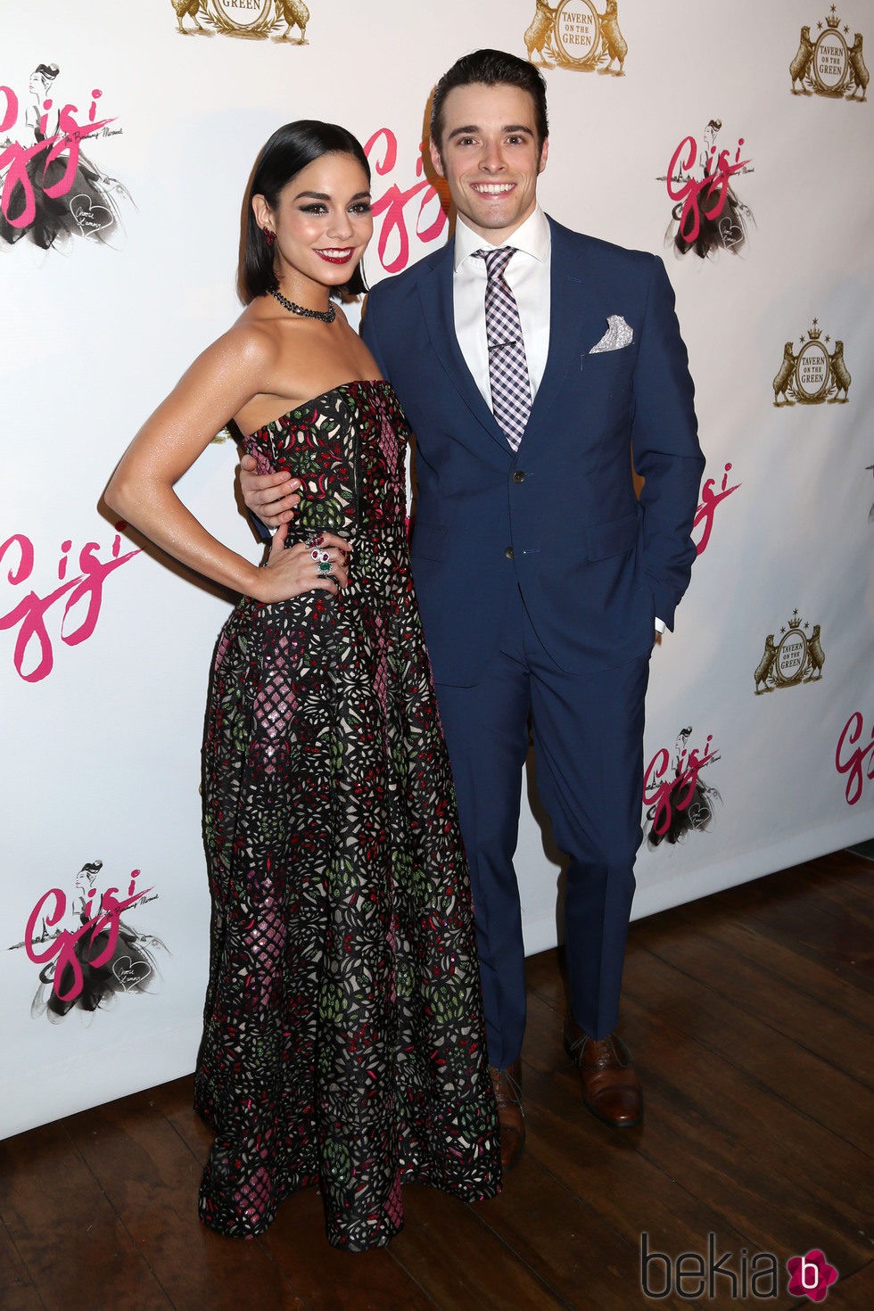 Vanessa Hudgens y Corey Cott en el estreno del musical de Broadway 'Gigi'