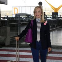 Carmen Lomana en el aeropuerto de Madrid para irse a 'Supervivientes 2015'