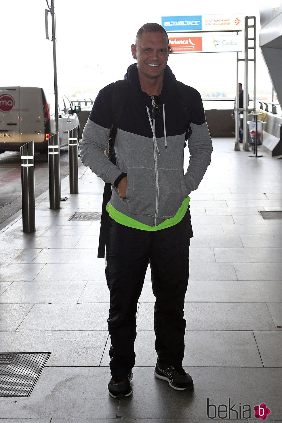 Nacho Vidal en el aeropuerto de Madrid para irse a 'Supervivientes 2015'