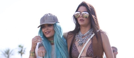Kylie Jenner y Kendall Jenner en el Festival de Coachella 2015