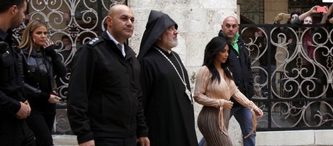 Kim Kardashian en Jerusalén bautizando a su hija North West