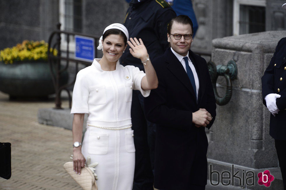 Victoria y Daniel de Suecia en el 75 cumpleaños de Margarita de Dinamarca