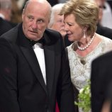 Harald de Noruega y Ana María de Grecia en la cena de gala por el 75 cumpleaños de Margarita de Dinamarca