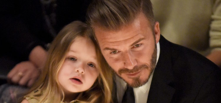 David Beckham con su hija Harper Seven en el desfile de Burberry 'London in Los Angeles'