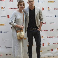 Mario Casas presenta 'Palmeras en la nieve' con Adriana Ugarte en el Festival de Málaga
