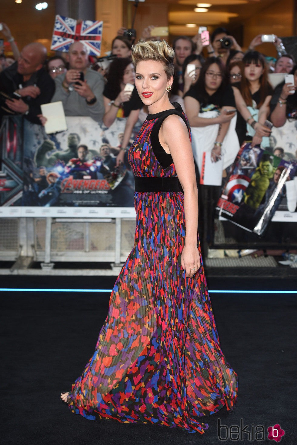Scarlett Johansson con un jumpsuit Balmain en el estreno de 'Los Vengadores: la era de Ultron' en Londres
