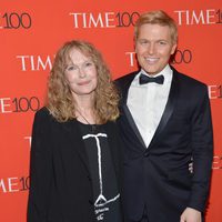 Mia Farrow y Ronan Farrow en la Gala Time de los 100 más influyentes 2015