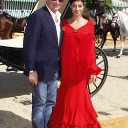 Carlos Herrera con su hija Rocío en la Feria de Abril 2015
