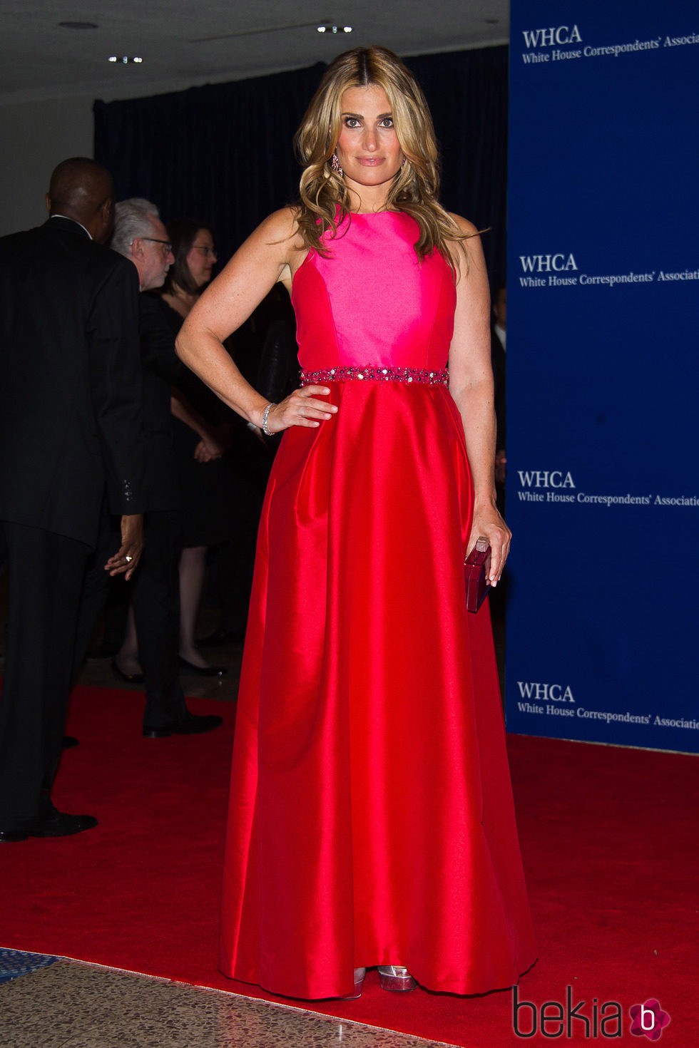 Idina Menzel en la Cena de Corresponsales de la Casa Blanca 2015