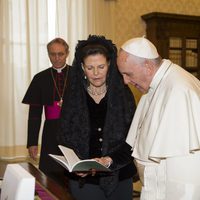 El Papa Francisco recibe en audiencia a la Reina Silvia de Suecia